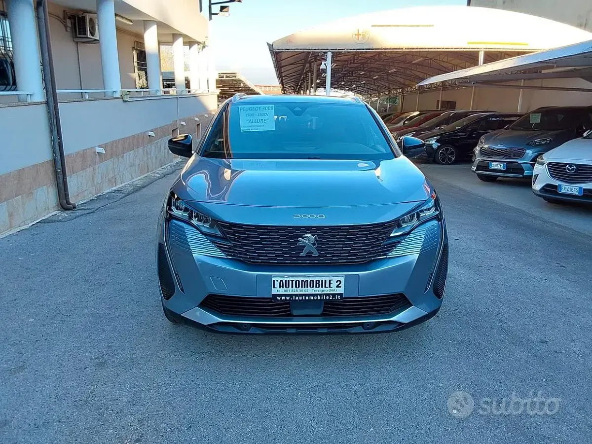 Usata Peugeot 3008 Allure 131 CV (96 kW) 2023 Grigio SUV