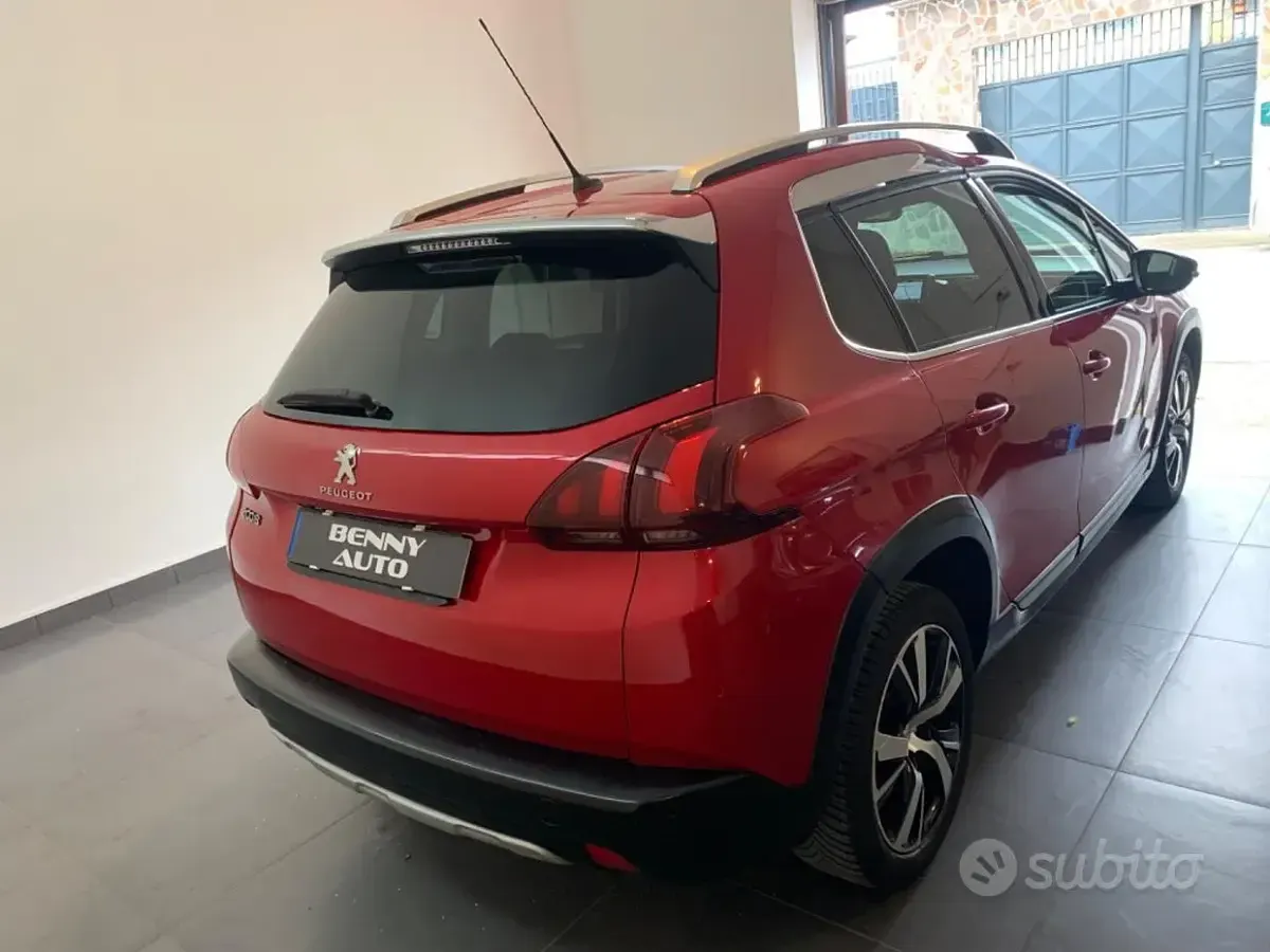 Usata Peugeot 2008 Allure 99 CV (72 kW) 2017 Rosso SUV