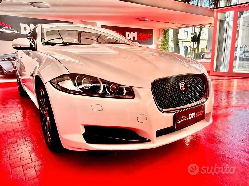 Usata Jaguar XF Luxury 190 CV (139 kW) 2012 Bianco Berlina
