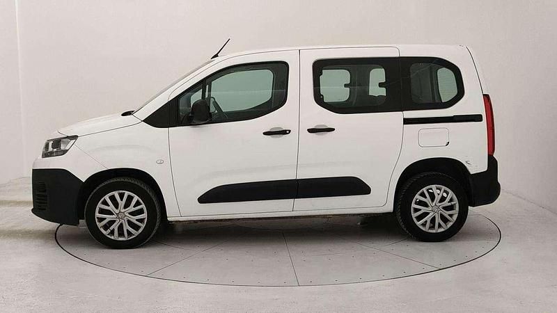 Usata Citroën Berlingo Live 100 CV (73 kW) 2021 Bianco Monovolume
