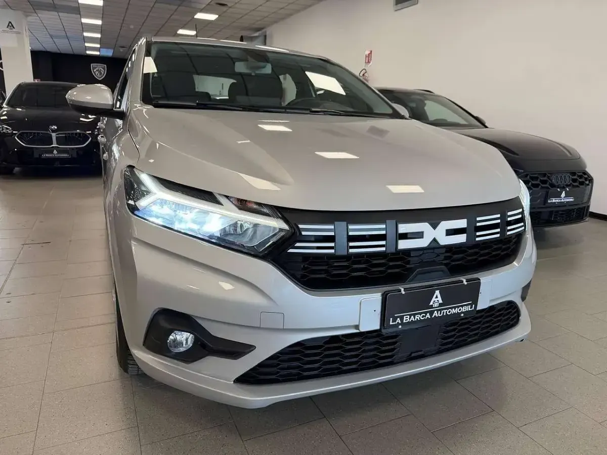 Usata Dacia Sandero Expression 101 CV (74 kW) 2023 Bianco Berlina