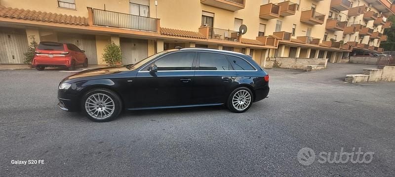 Usata Audi A4 177 CV (130 kW) 2011 Blu Station wagon