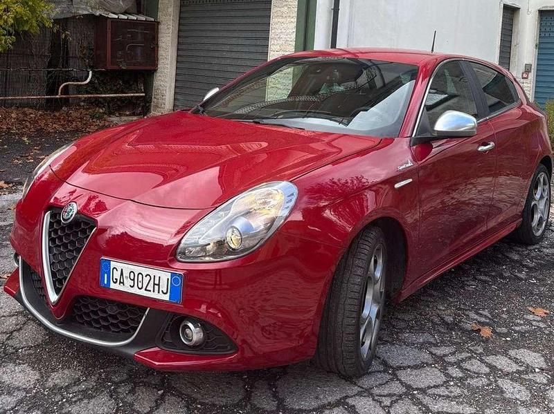 Usata Alfa Romeo Giulietta 120 CV (88 kW) 2020 Rosso Berlina