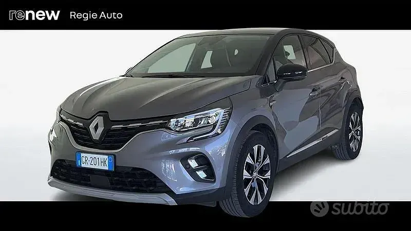 Usata Renault Captur Techno 94 CV (69 kW) 2023 Grigio SUV
