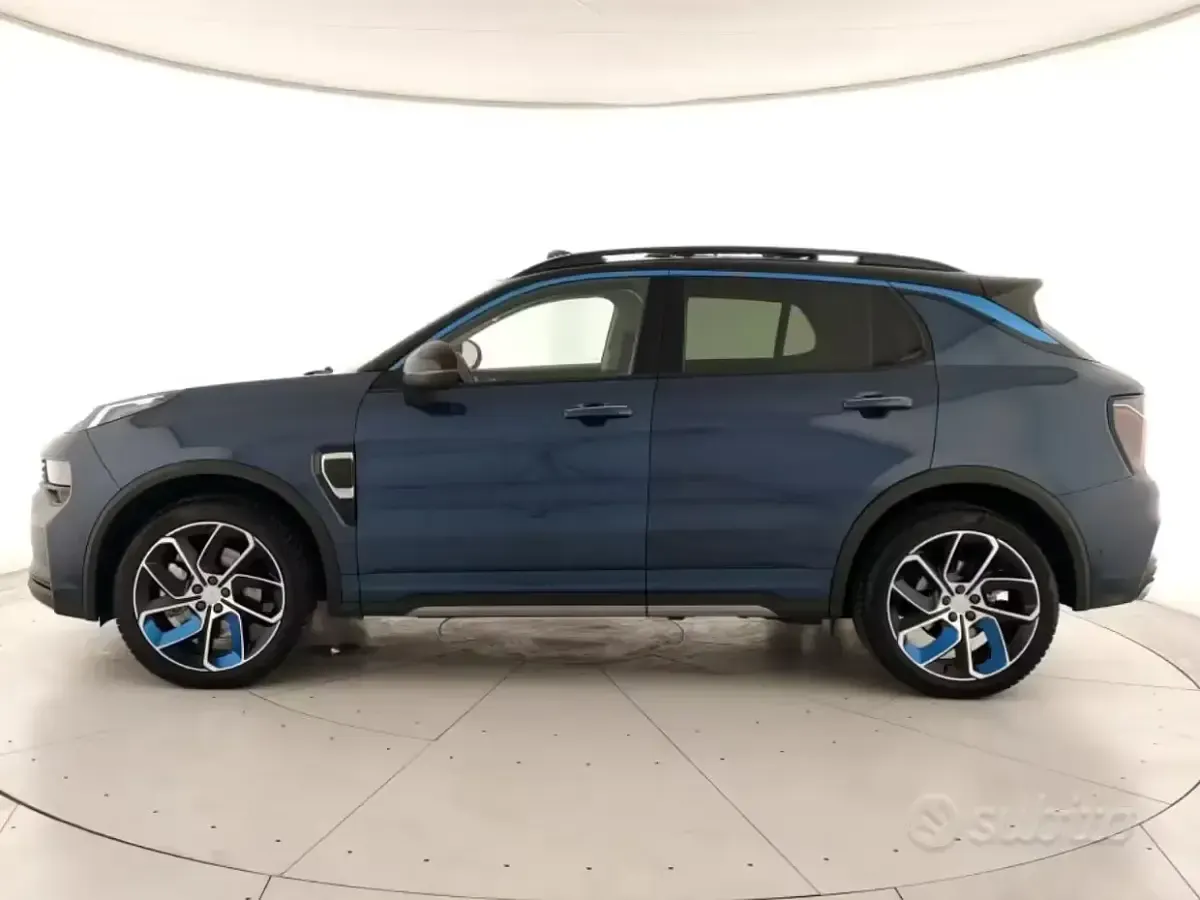 Usata Lynk & Co 01 179 CV (131 kW) 2023 Blu SUV