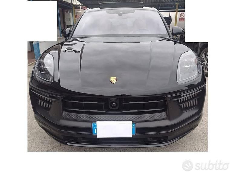 Usata Porsche Macan 441 CV (324 kW) 2022 Nero SUV
