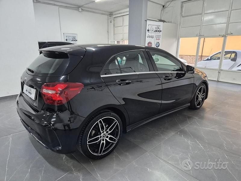 Usata Mercedes A200 Premium 135 CV (99 kW) 2018 Nero Berlina