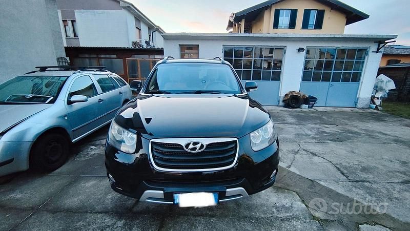 Nero Usata 2012 Hyundai Santa Fe SUV | 7800 € (Molto cara) - Immagine 1/4