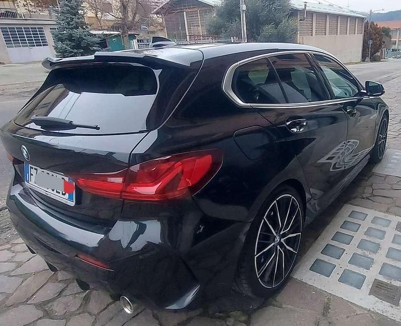 Usata BMW 120 M Sport 190 CV (139 kW) 2019 Nero Utilitaria