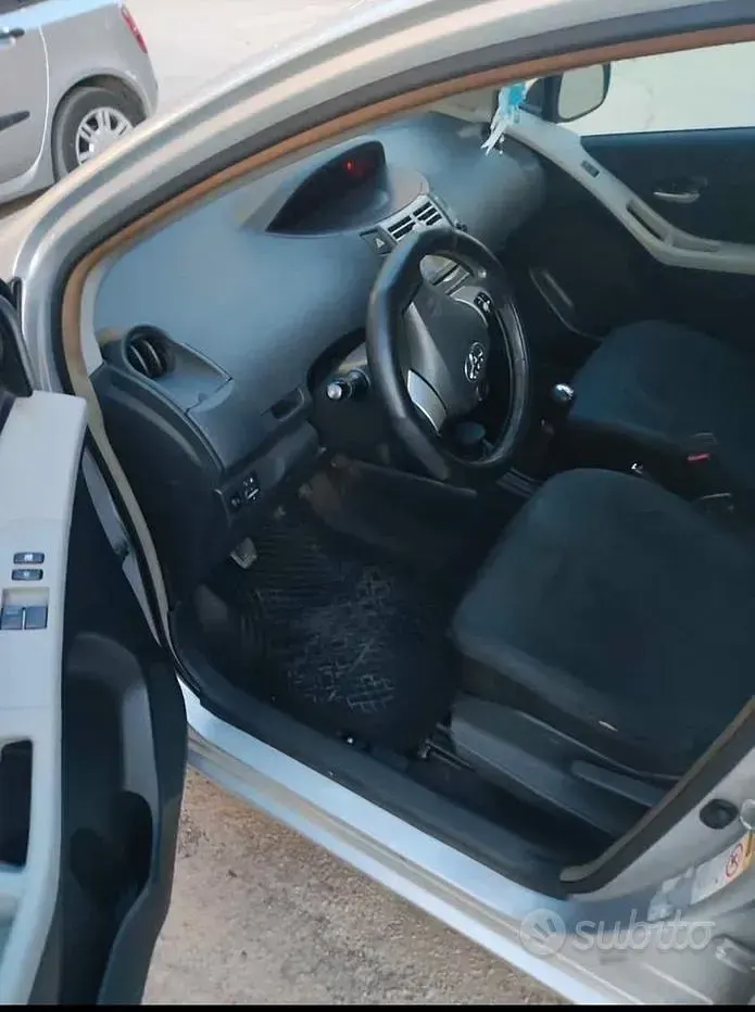 Usata Toyota Yaris 90 CV (66 kW) 2008 Utilitaria