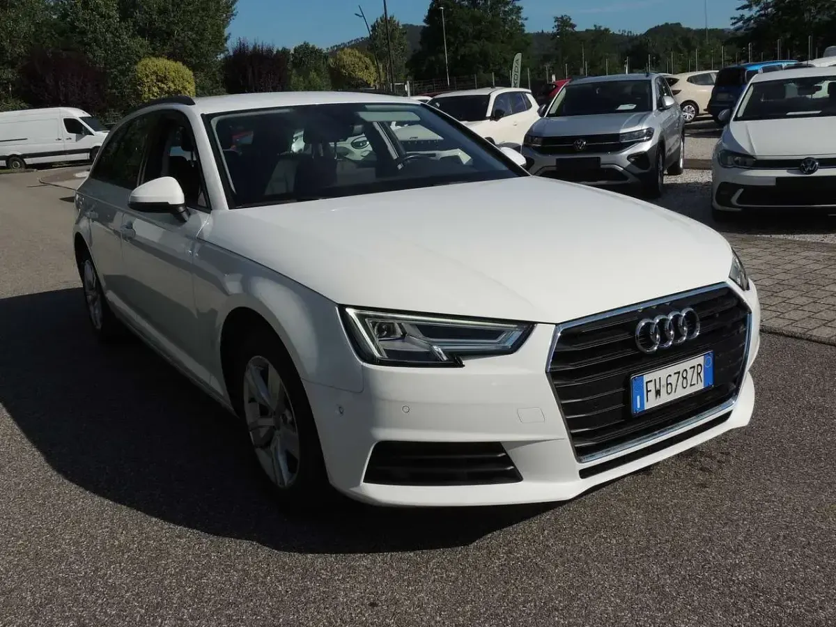 Usata Audi A4 Business 150 CV (110 kW) 2019 Bianco Station wagon