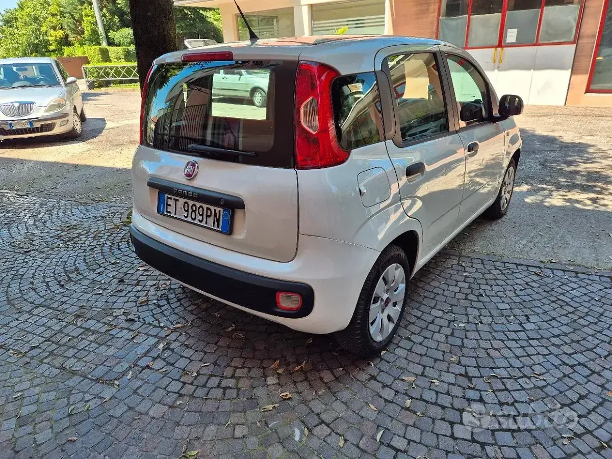 Usata Fiat Panda 69 CV (50 kW) 2013 Bianco Utilitaria