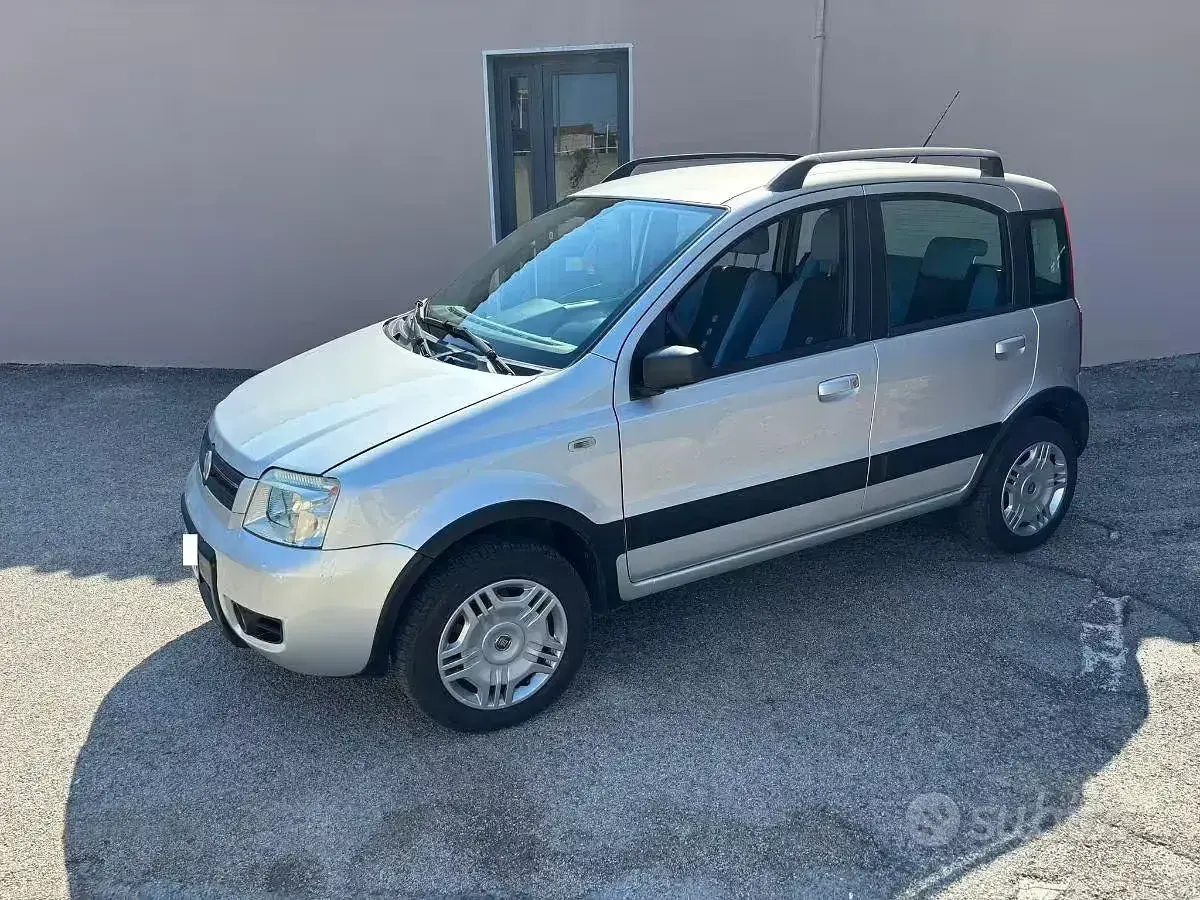 Usata Fiat Panda Climbing 60 CV (44 kW) 2008 Utilitaria