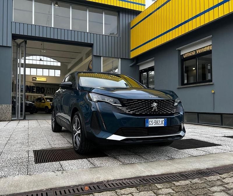 Usata Peugeot 3008 GTi 87 CV (63 kW) 2023 Blu Pick-up
