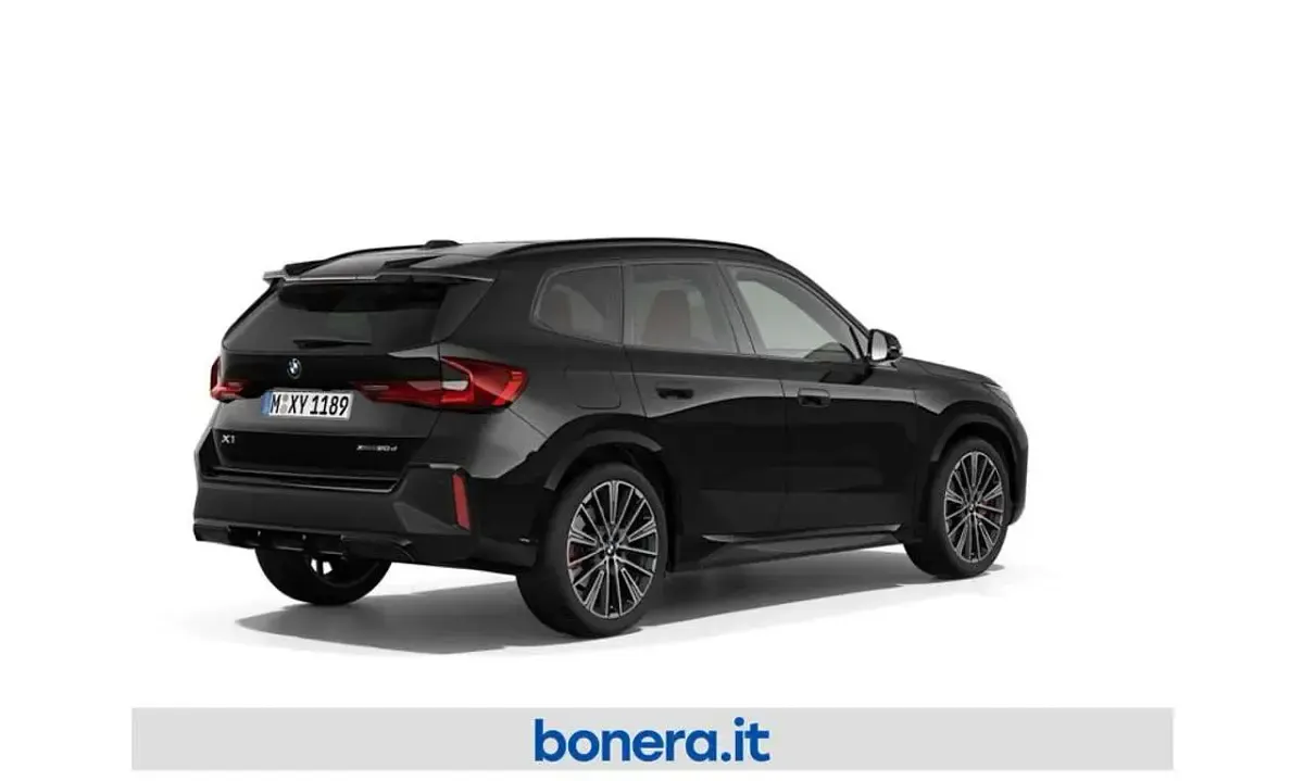 Nuova BMW X1 M Sport 163 CV (119 kW) 2026 Black sapphire metallizzato SUV