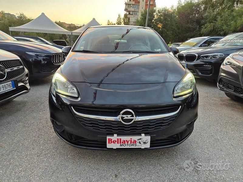 Usata Opel Corsa Edition 90 CV (66 kW) 2019 Nero Berlina