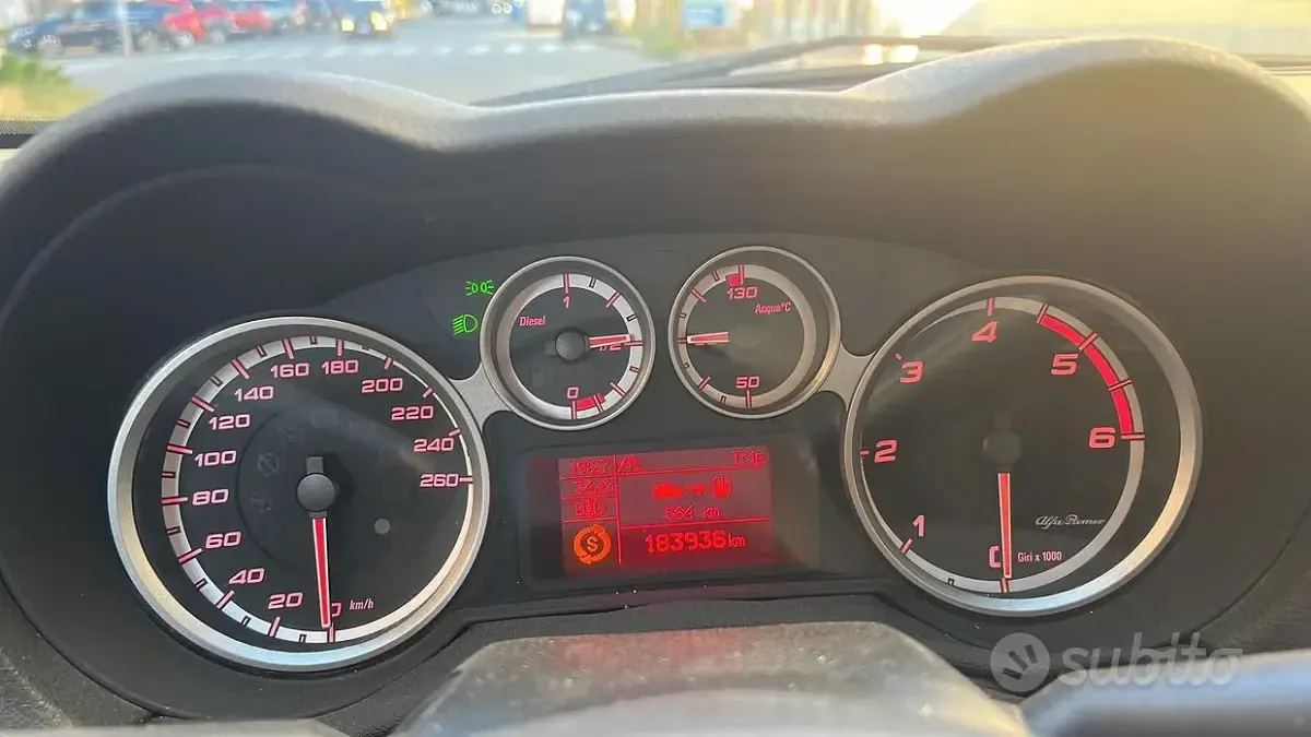 Usata Alfa Romeo MiTo 95 CV (69 kW) 2012 Bianco Utilitaria