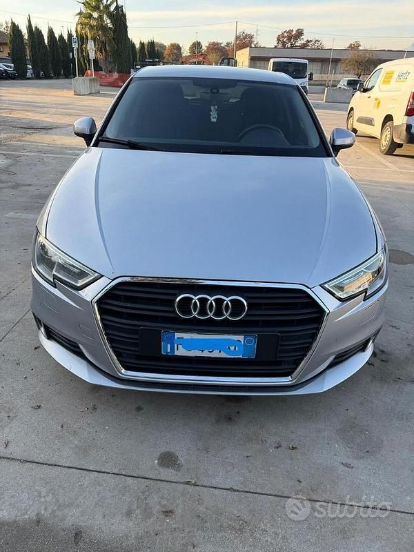 Usata Audi A3 Sport 2017 Grigio Berlina