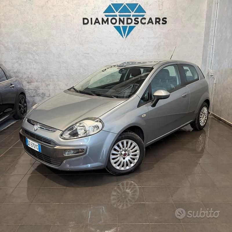 Usata Fiat Punto Evo Dynamic 77 CV (56 kW) 2009 Blu/azzurro Utilitaria