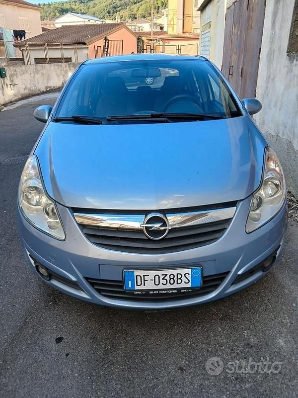 Usata Opel Corsa 2006 Blu Berlina