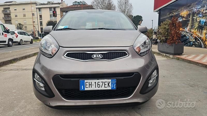 Usata Kia Picanto 69 CV (50 kW) 2012 Marrone Utilitaria