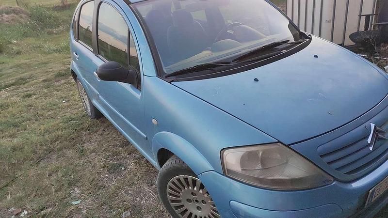 Usata 2003 Citroën C3 Exclusive Due volumi | 1000 € (Super prezzo) - Immagine 1/4
