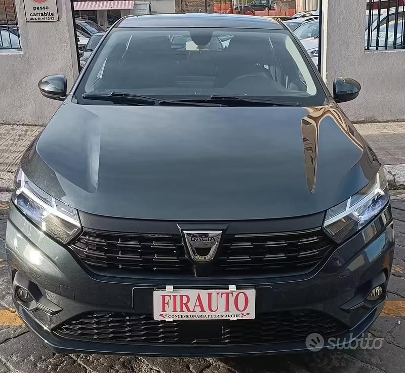 Usata Dacia Sandero Comfort 66 CV (48 kW) 2021 Grigio Berlina