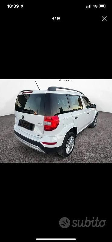 Usata Skoda Yeti 110 CV (80 kW) 2015 Bianco SUV