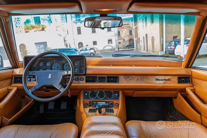 Usata Maserati Quattroporte 280 CV (205 kW) 1980 Oro Berlina