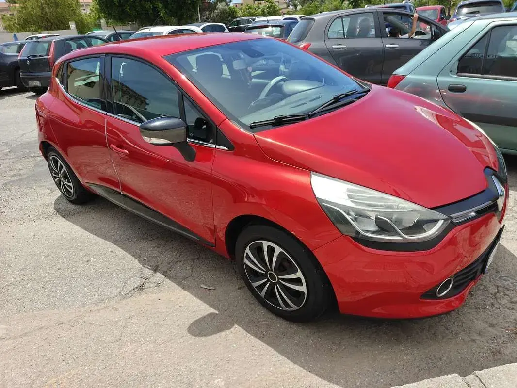 Usata Renault Clio IV 73 CV (53 kW) 2015 Berlina