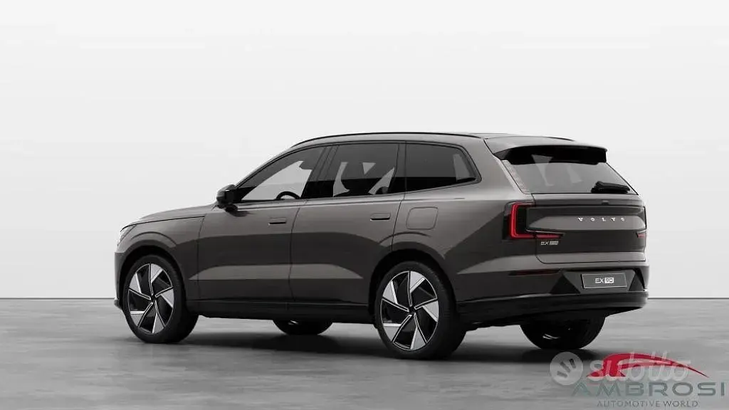 Nuova Volvo EX90 Standard 141 kW (192 CV) 2026 Grigio SUV