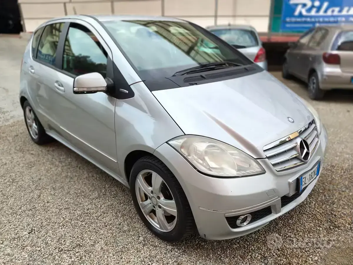 Usata Mercedes A160 Avantgarde 82 CV (60 kW) 2011 Utilitaria