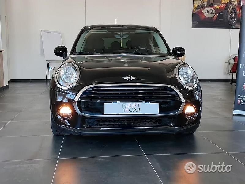 Nero Usata 2019 Mini Cooper Due volumi | 14.900 € (Buon prezzo) - Immagine 1/4
