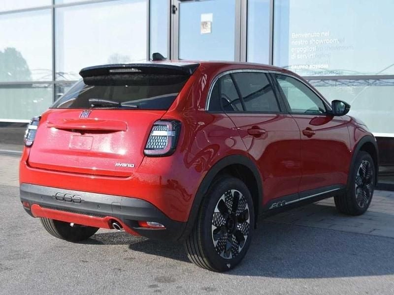 Usata Fiat 600 La Prima 110 CV (80 kW) 2025 Rosso SUV