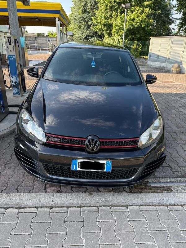 Usata 2011 VW Golf VI GTI Due volumi | 9200 € (Buon prezzo) - Immagine 1/4