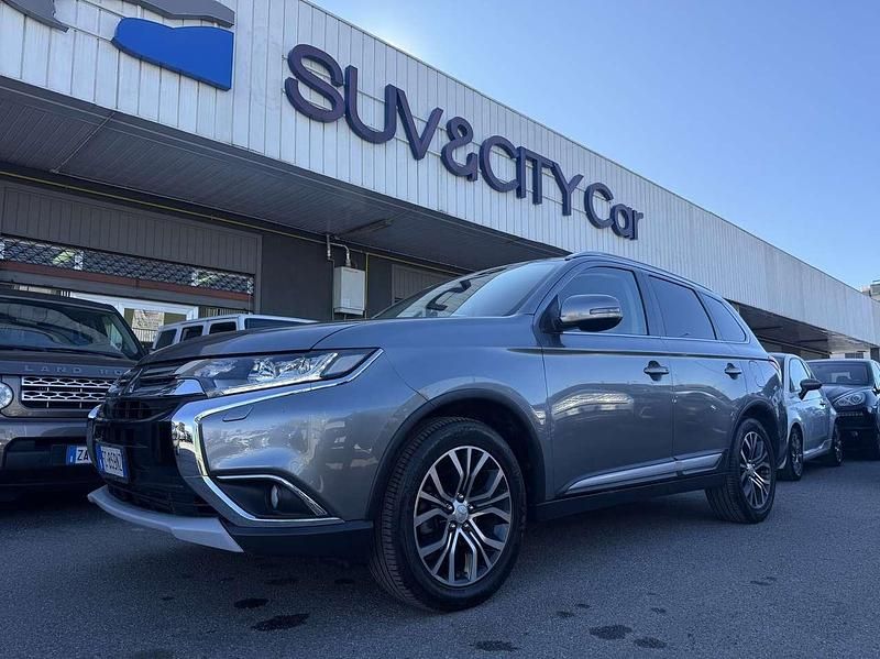 Usata Mitsubishi Outlander Plus 150 CV (110 kW) 2016 Other SUV
