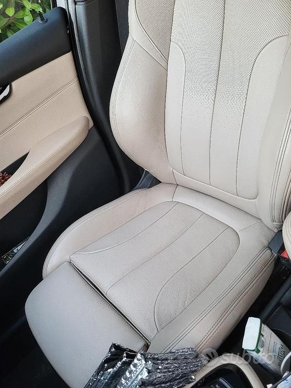 Usata BMW 218 Comfort Edition 150 CV (110 kW) 2015 Nero Monovolume