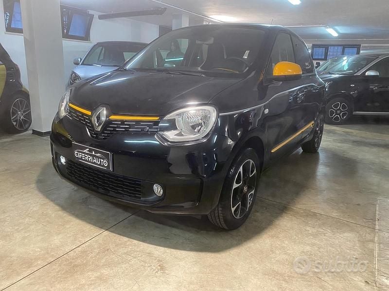 Usata Renault Twingo Signature 95 CV (69 kW) 2025 Nero Utilitaria