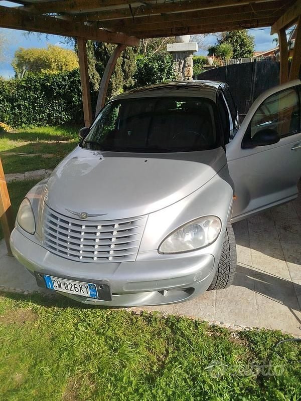 Usata Chrysler PT Cruiser 121 CV (88 kW) 2003 Grigio Berlina