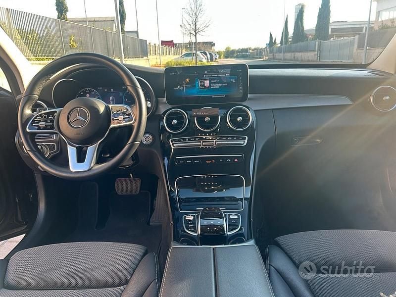 Usata Mercedes 220 194 CV (142 kW) 2020 Nero Station wagon