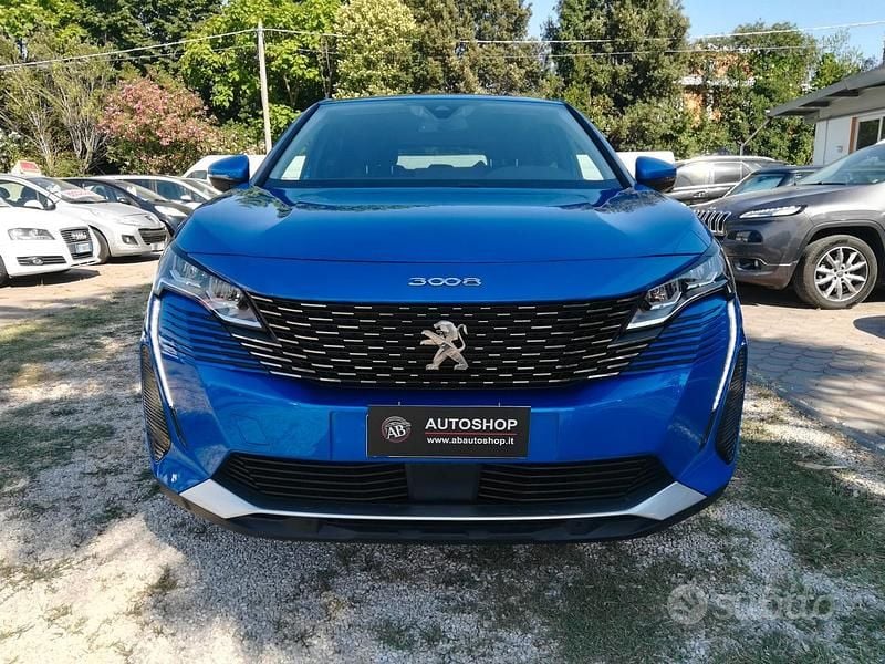Usata Peugeot 3008 GT-line 132 CV (97 kW) 2021 Blu/azzurro(met.) Station wagon