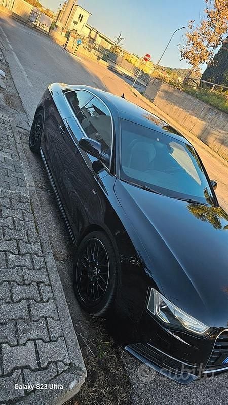 Nero Usata 2012 Audi A5 S-Line Coupé | 7000 € (Super prezzo) - Immagine 1/4