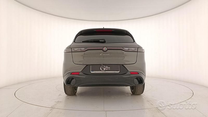 Usata Alfa Romeo Tonale Edizione Speciale 131 CV (96 kW) 2022 Grigio SUV