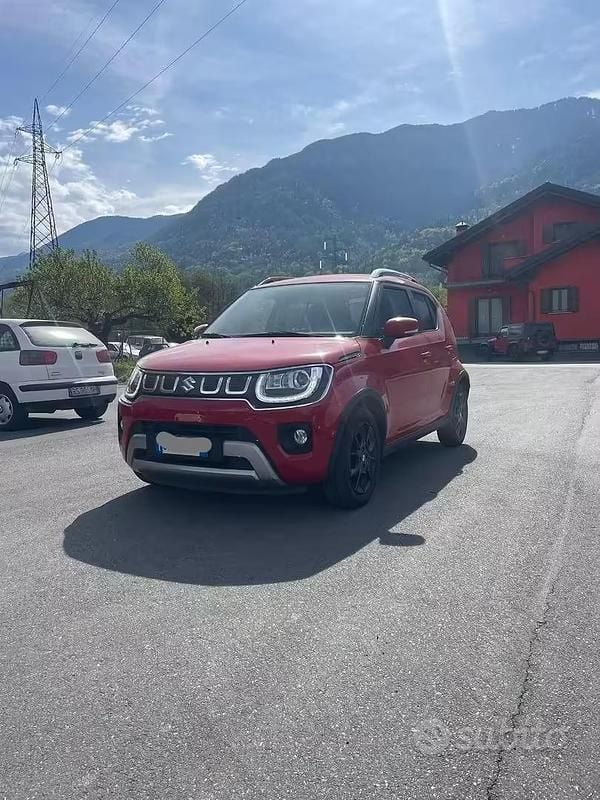 Usata Suzuki Ignis 83 CV (61 kW) 2022 Rosso SUV