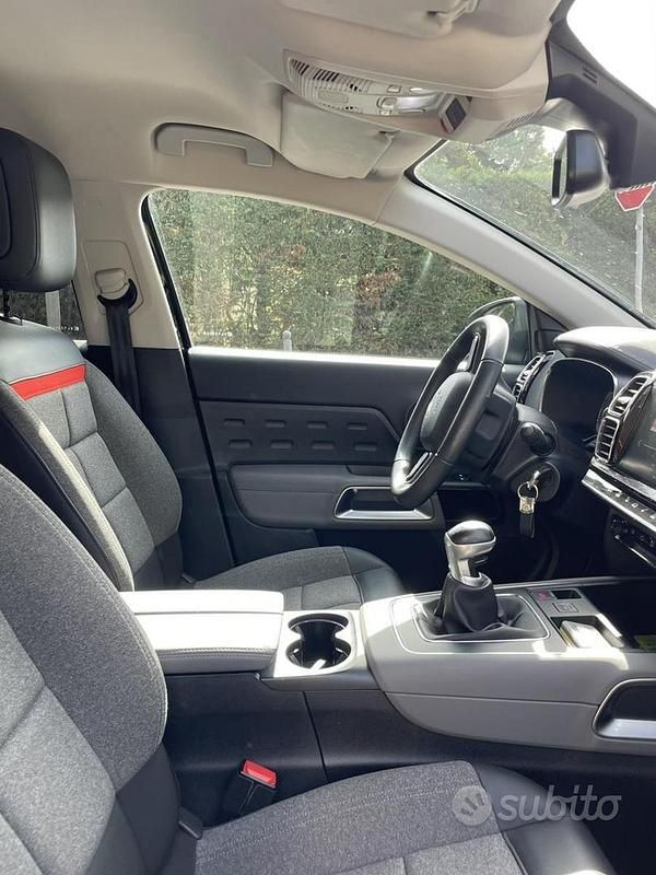 Usado Citroën C5 131 CV (96 kW) 2020 Negro Monovolumen