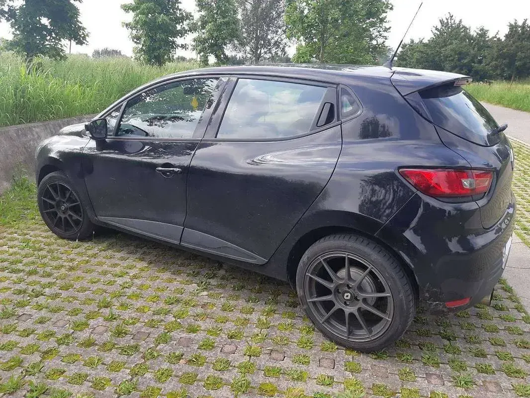Usata Renault Clio IV Zen 76 CV (55 kW) 2019 Nero Berlina