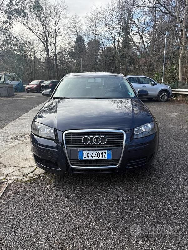 Usata Audi A3 Ambition 116 CV (85 kW) 2005 Blu Utilitaria