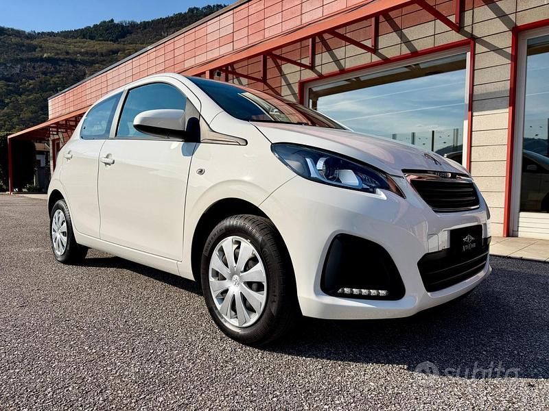 Usata Peugeot 108 Allure 72 CV (52 kW) 2020 Bianco Berlina