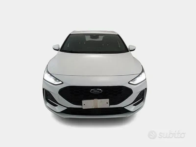 Usata Ford Focus ST-Line 115 CV (84 kW) 2024 Bianco Berlina