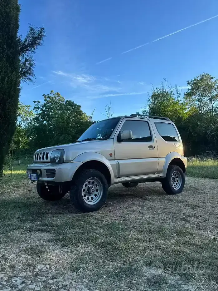 Usata Suzuki Jimny 85 CV (62 kW) 2008 SUV